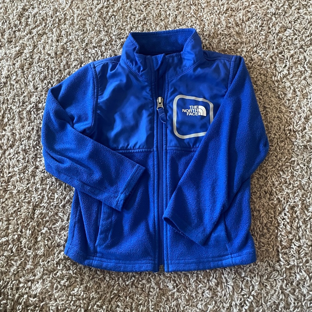 North Face 3T sweatshirt